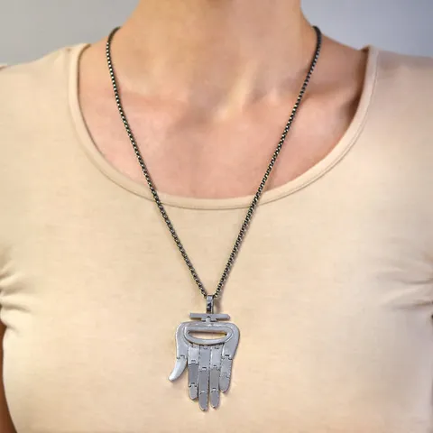 cartier hamsa pendant