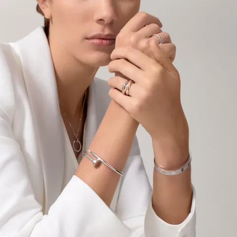 cartier juste un clou diamond necklace