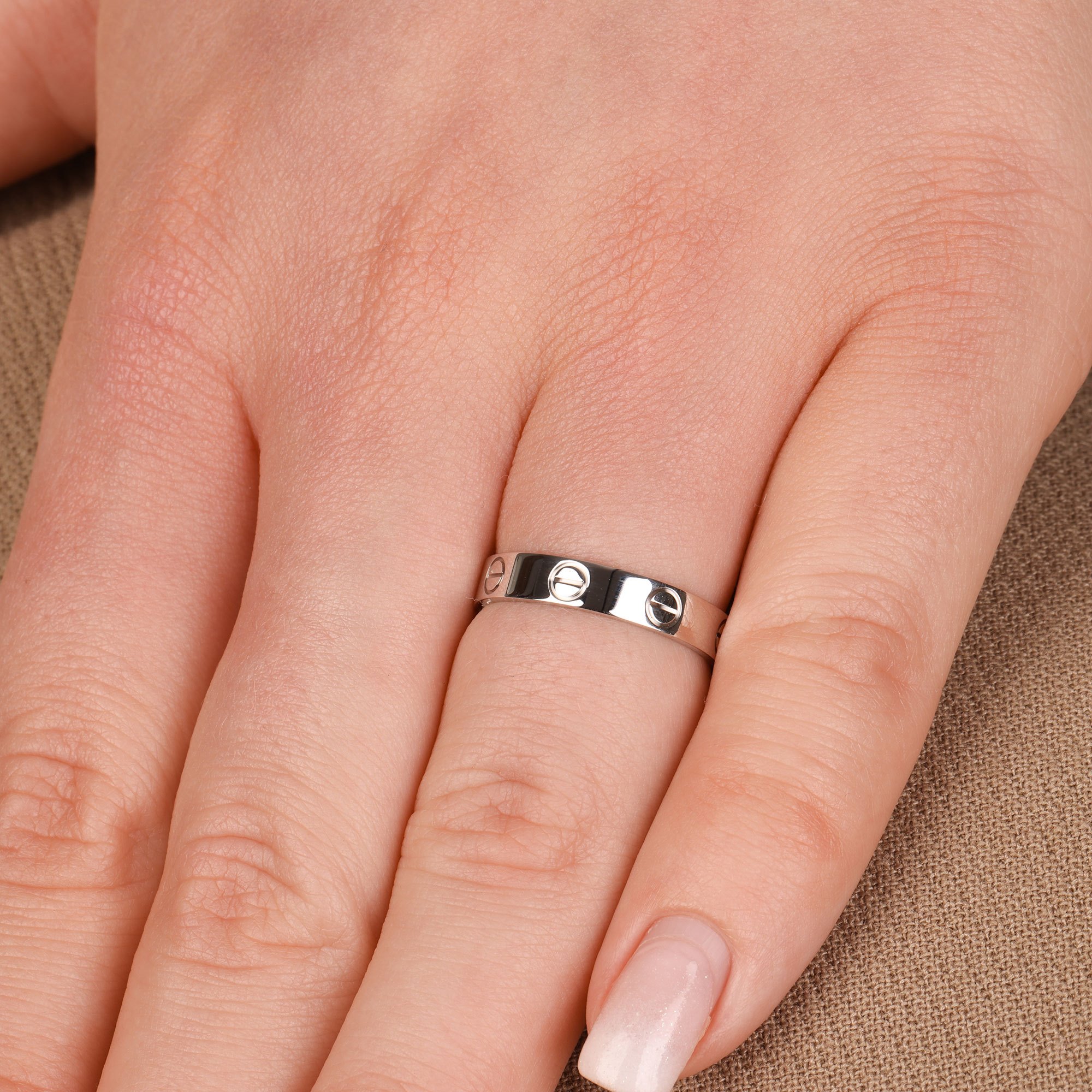 cartier love band ring