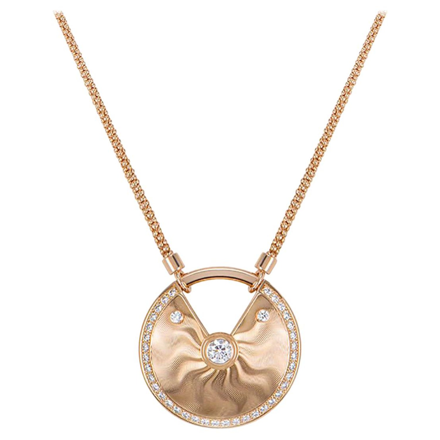 amulette necklace