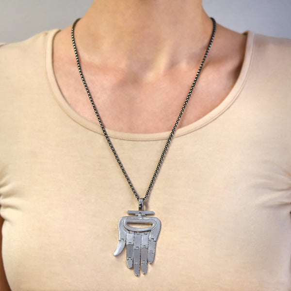 cartier hamsa pendant