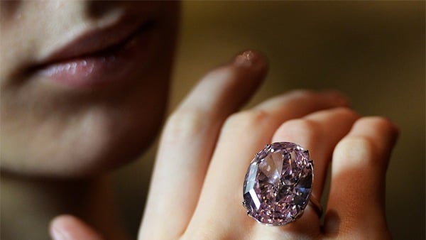 the most expensive cartier necklace
