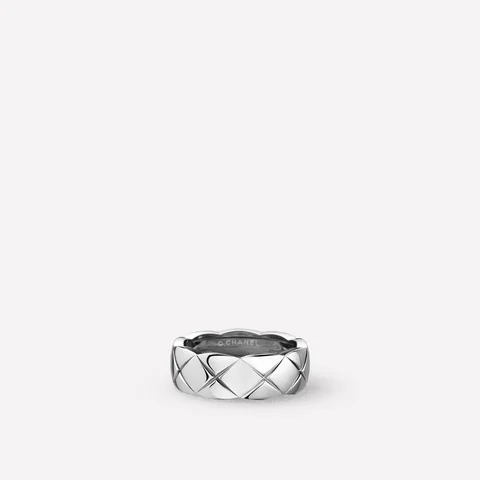 Chanel Coco Crush Ring J10570 Quilted Motif Small Version 18k White Gold 1