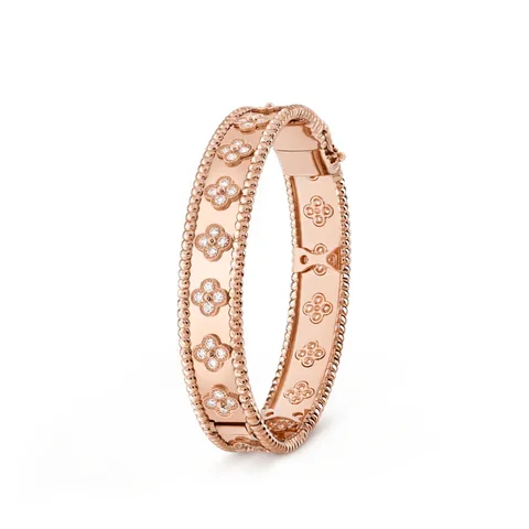 Van Cleef & Arpels VCARO25N00 Perlée clovers bracelet Rose gold Diamond 1