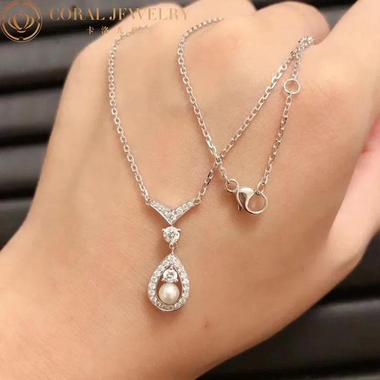 Chaumet 083456 Josephine Aigrette white gold and diamond pendant 3