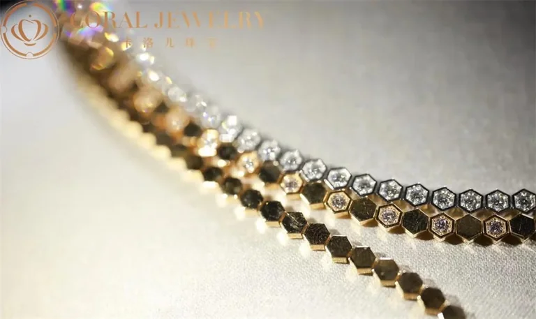 Chaumet 084279 Bee My Love Necklace White gold diamonds 3
