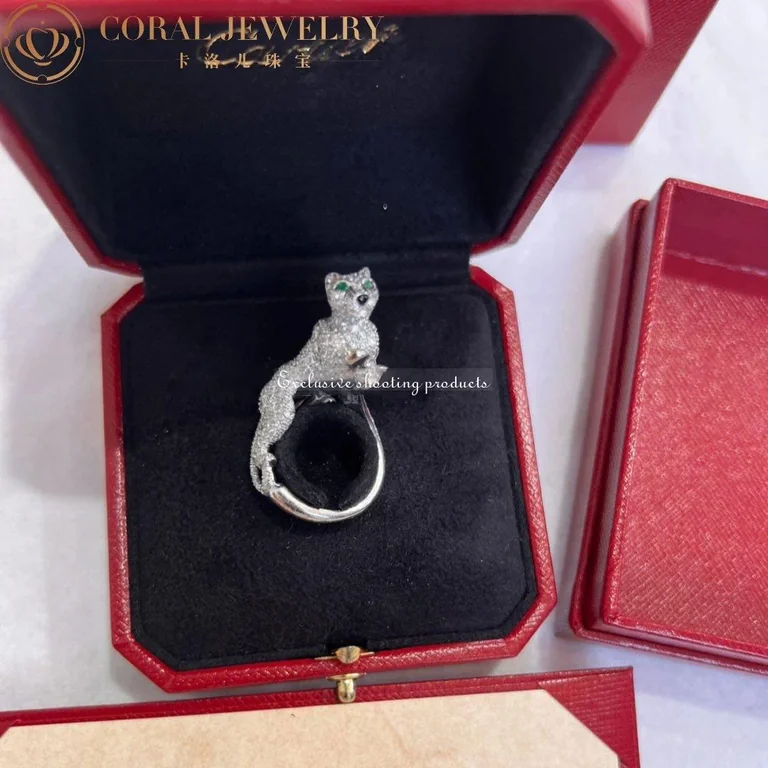 Cartier Panthère De Cartier Ring White Gold Diamond Emerald & Onyx Walking 11