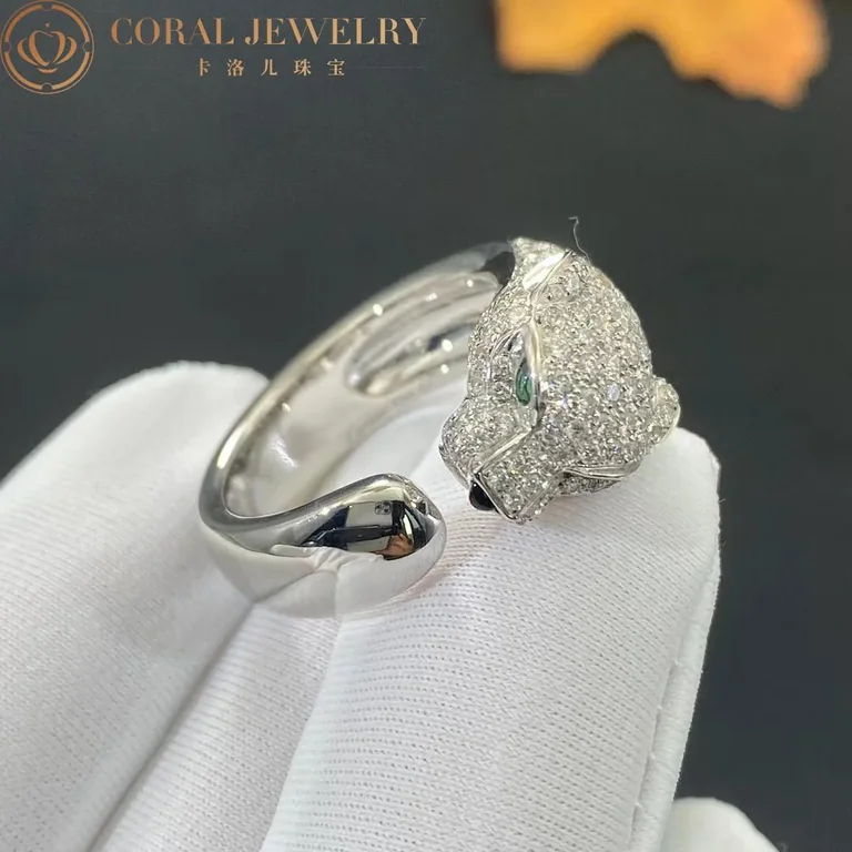 Cartier N4224900 Panthère De Cartier Ring White Gold Diamonds Emeralds Onyx 4