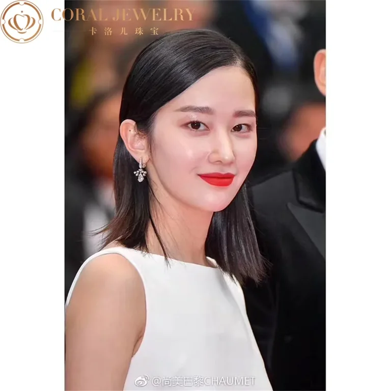 Chaumet 082612 Joséphine Aigrette Impériale Earrings Platinum Diamonds 2