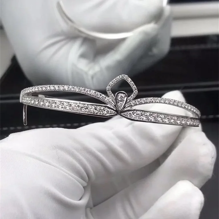 Chaumet 082841 Joséphine Eclat Floral 18ct white-gold and diamond bracelet 3