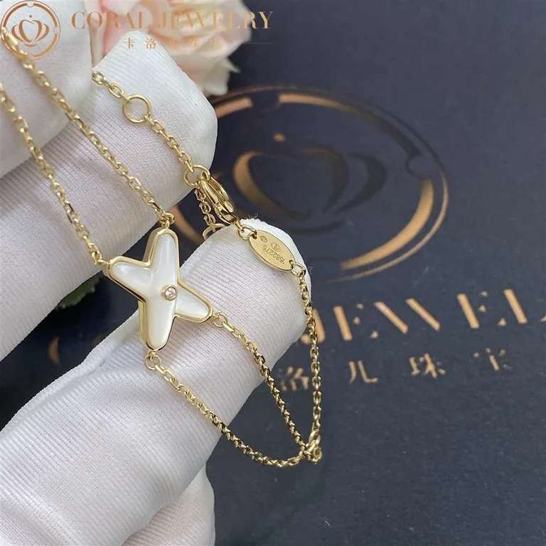 Chaumet Jeux De Liens 082933-YG Bracelet Yellow Gold Mother-of-pearl Diamond 2