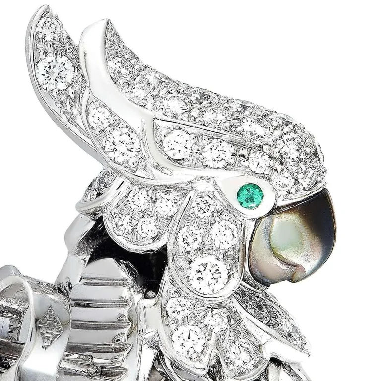Cartier Les Oiseaux Libérés H8000125 Earrings White Gold Emeralds Sapphires Mother-of-pearl Diamonds 11