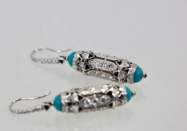 Cartier Art-Deco inspired H8000495 earrings 4