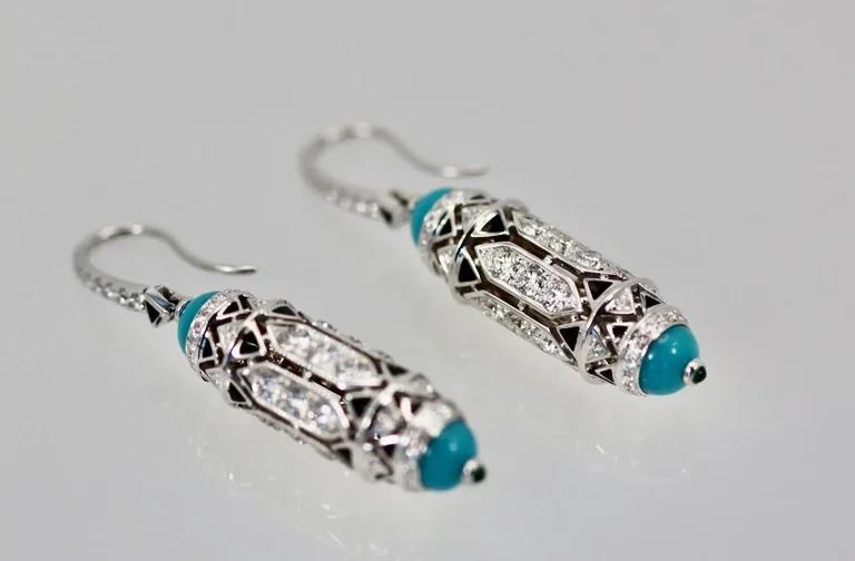 Cartier Art-Deco inspired H8000495 earrings 2