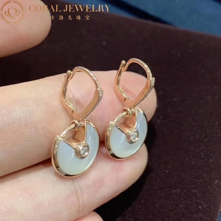 Cartier Amulette De B8301221 Cartier Earrings White mother-of-pearl Yellow Gold 8