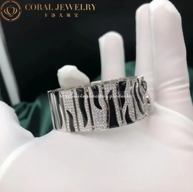 Cartier Bracelet Panthère De Cartier Bracelet White Gold Emerald Diamond Cuff 3