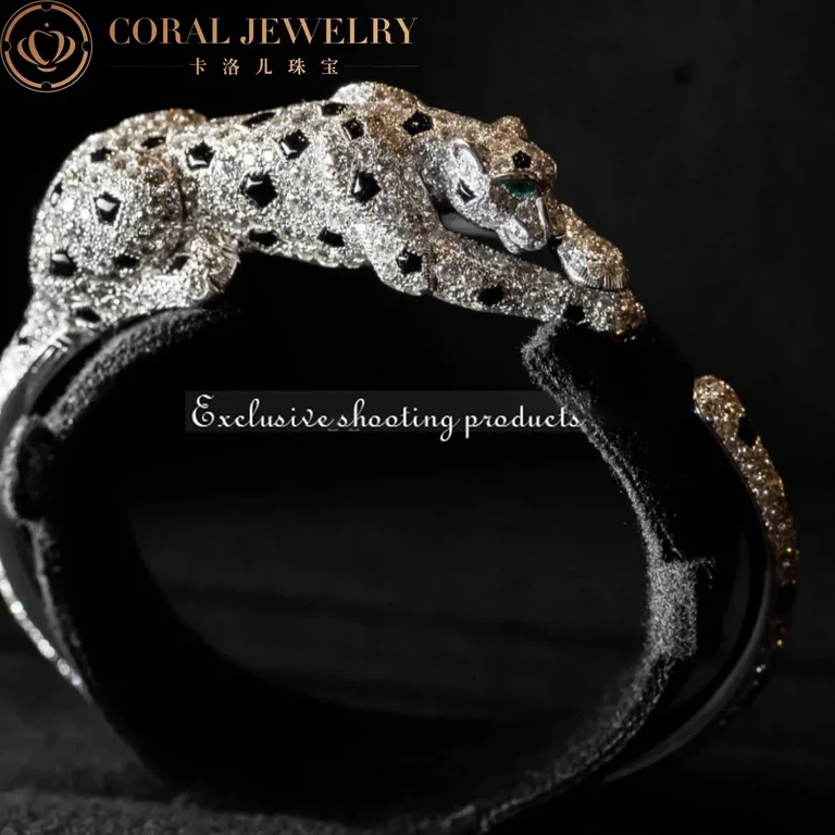 Cartier Panthère De H6019717 Cartier Bracelet 18k White Gold Emerald Onyx Diamonds 3