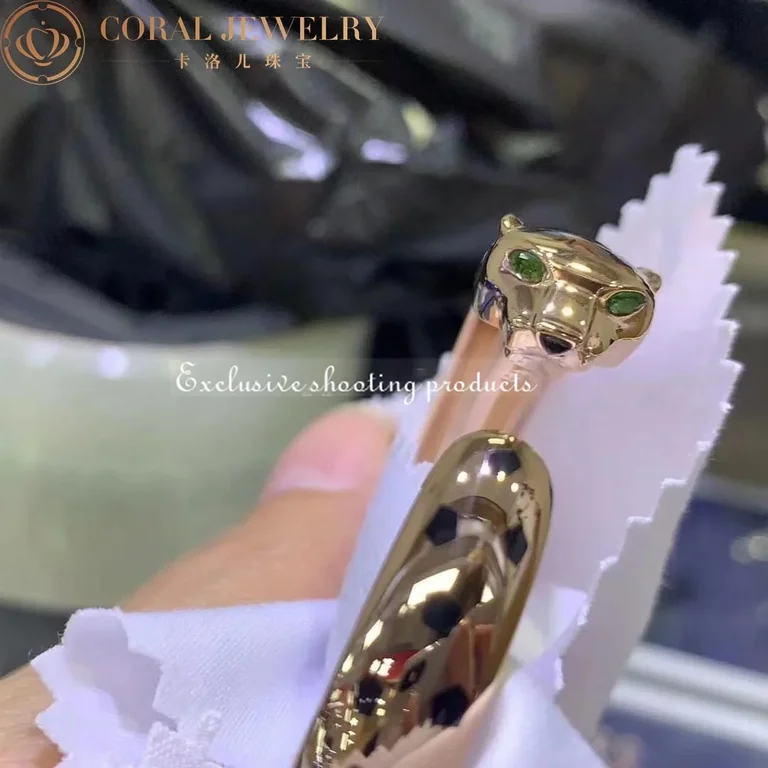 Cartier Panthère De N6715317 Cartier Bracelet 18K Rose Gold Black Lacquer. Tsavorite Garnets Onyx 2