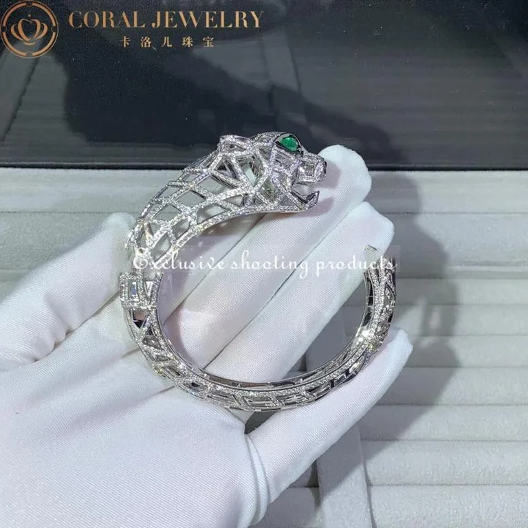 Cartier Panthère De H6030217 Cartier Bracelet 18k White Gold Diamond Onyx Emerald 2