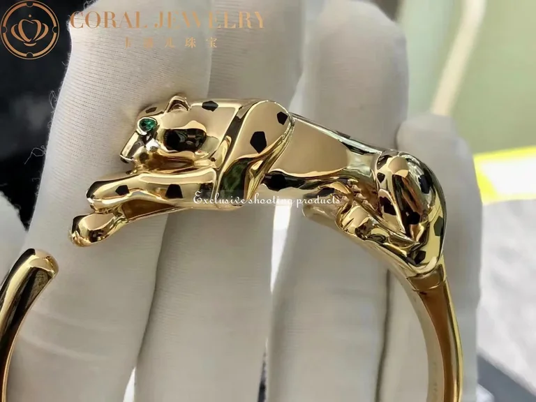 Cartier Panthère De N6712017 Cartier Bracelet 18K Gold Walking Panther Bangle with Tsavoirte Garnets 4