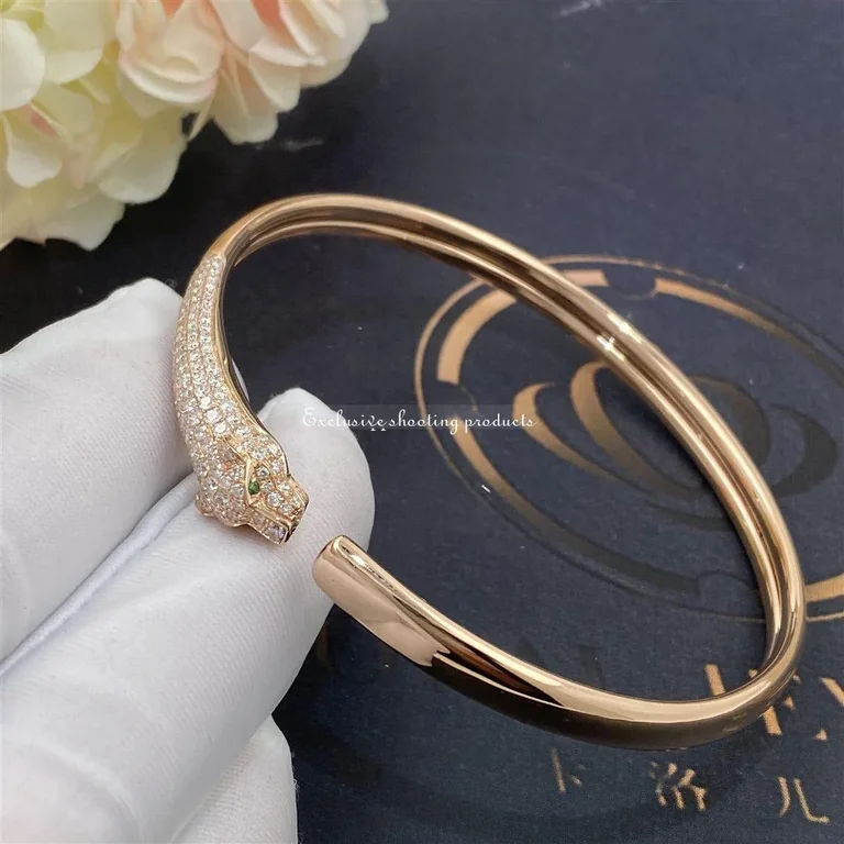 Cartier Panthère DeN6717917 Cartier Bracelet Rose Gold Onyx Emeralds Diamonds 2