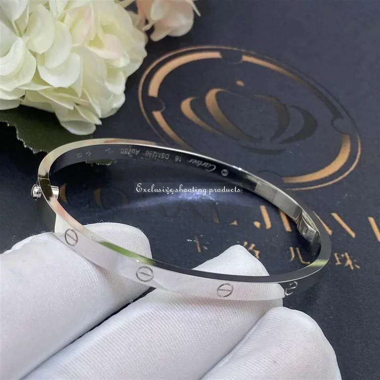 Cartier Love Bracelet B6047417 Small Model White Gold 8