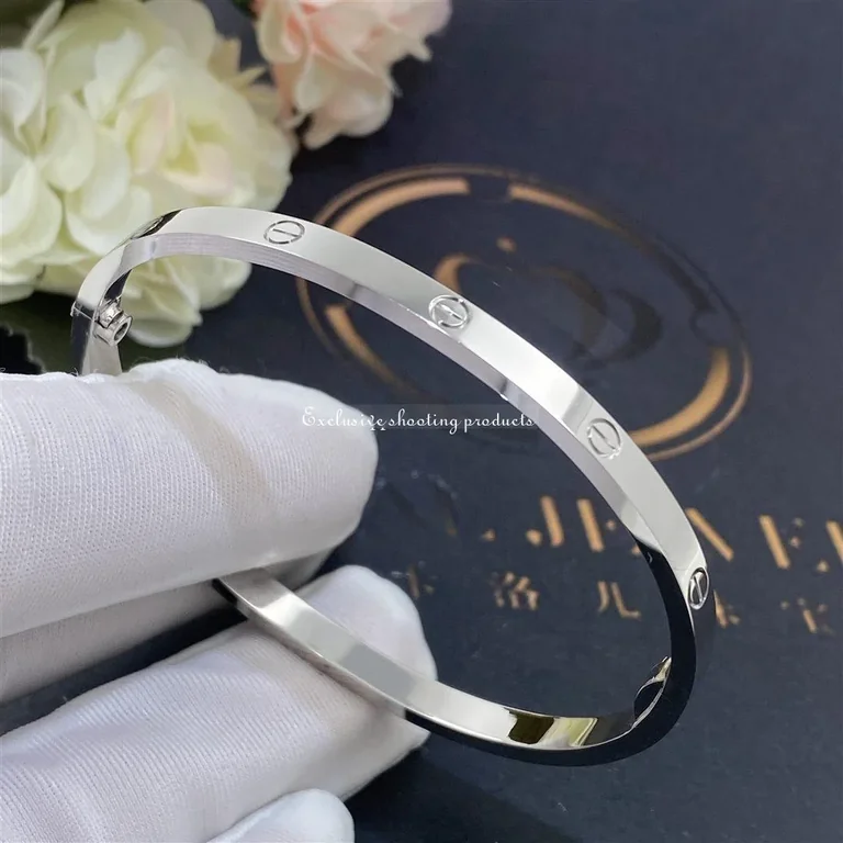 Cartier Love Bracelet B6047417 Small Model White Gold 7