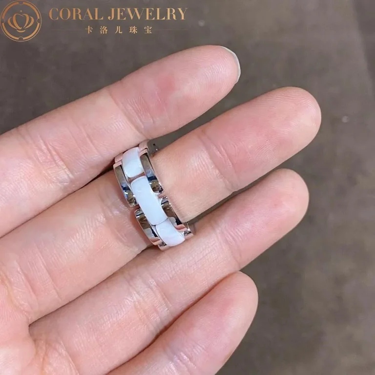Chanel Ultra Ring J2642 Medium Version 18k White Gold White Ceramic 3