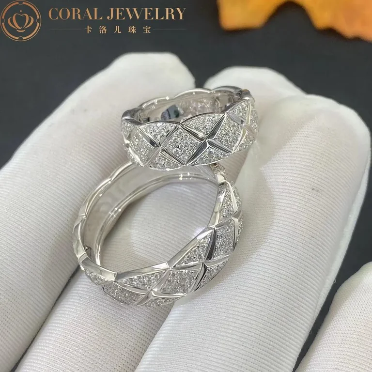 Chanel Coco Crush J12093 Ring Quilted Motif Small Version 18k White Gold Diamonds 2