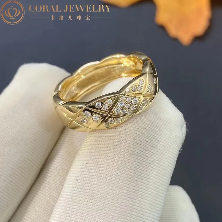 Chanel Coco Crush Ring J10864 Quilted Motif Small Version 18k Yellow Gold Diamonds 9