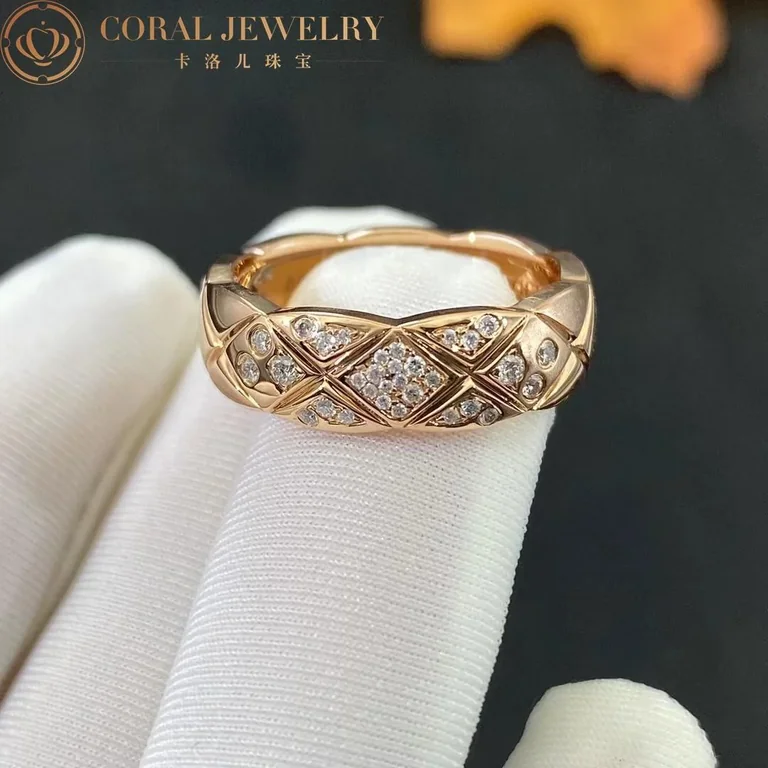 Chanel Coco Crush J11101 Ring Quilted Motif Small Version 18k Beige Gold Diamonds 5