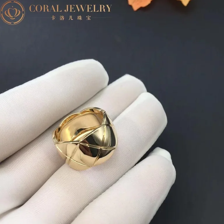 Chanel Coco Crush Ring J10574 Quilted Motif Large Version 18k Yellow Gold 3