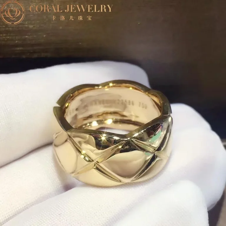 Chanel Coco Crush Ring J10818 Quilted Motif Large Version 18k Beige Gold 3