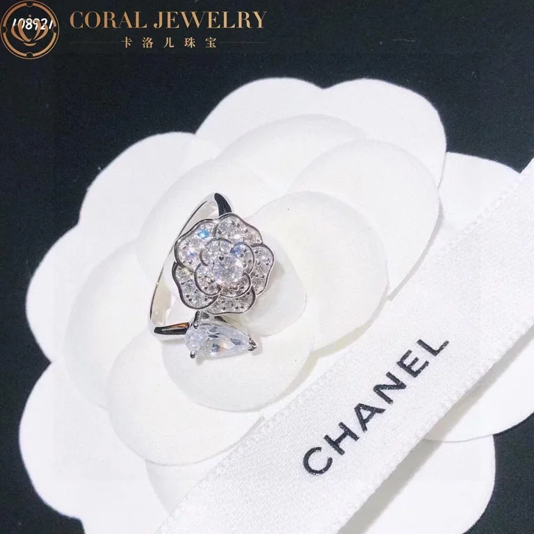 Chanel Camélia Précieux Ring J11334 18k White Gold Diamonds 4