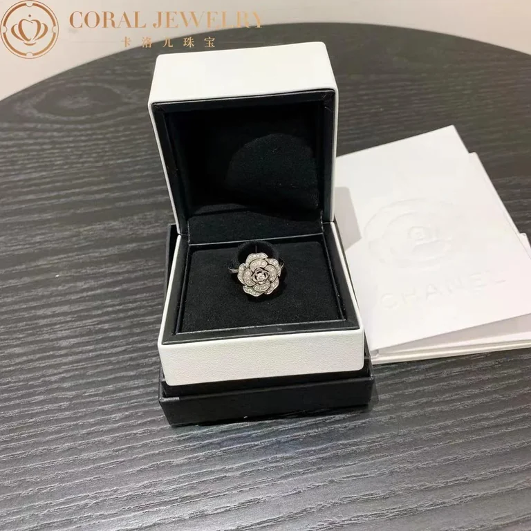 Chanel Bouton de Camélia J11188 Ring 18k White Gold Diamonds J11188 4
