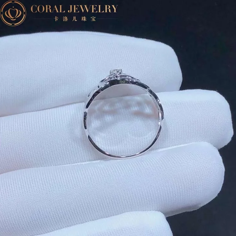 Chanel Camélia Ajouré Ring in White Gold and Diamonds Ring 5