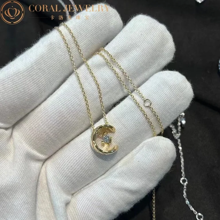 Chanel Coco Crush J12103 Necklace Quilted Motif 18k Yellow Gold Diamonds