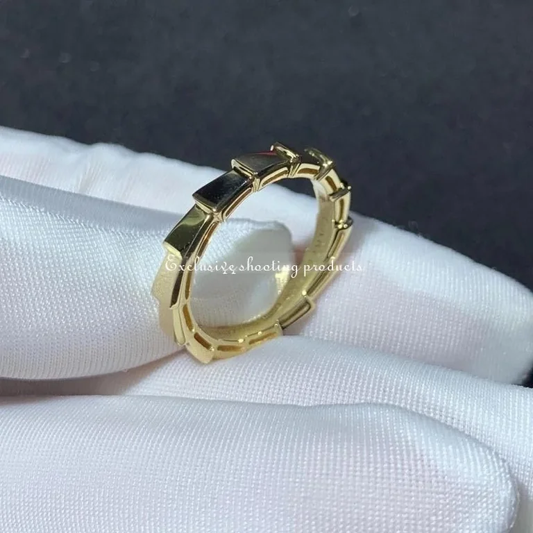 Bulgari 349640-YG Serpenti Viper wedding band in 18 kt yellow gold 3