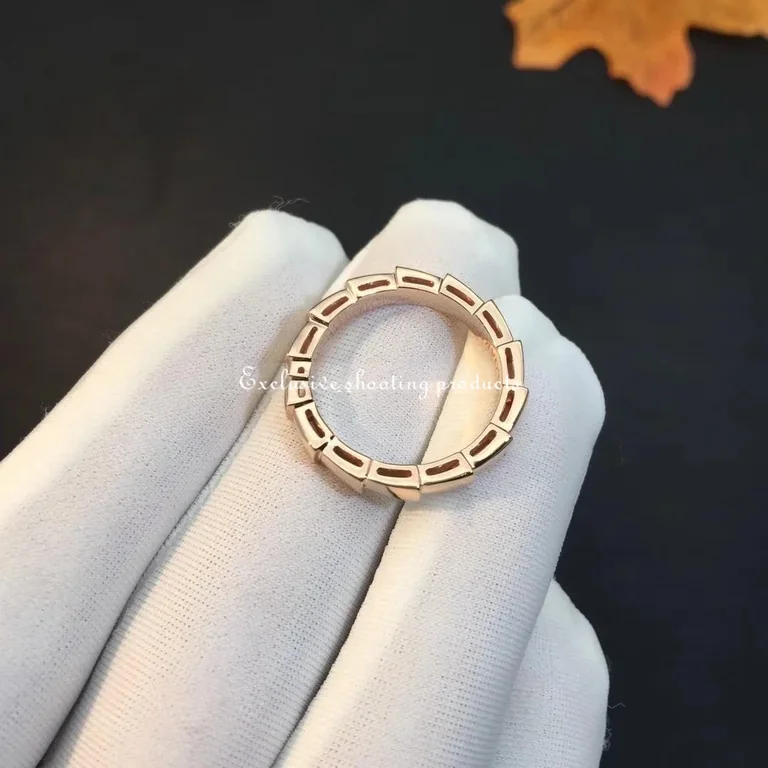 Bulgari Serpenti Viper 349640 wedding band in 18 kt rose gold 2