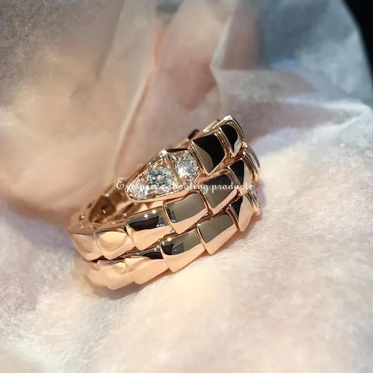 Bulgari 357869 Serpenti Viper two-coil 18 kt rose gold ring set with demi-pavé diamonds 6