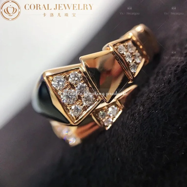 Bulgari Serpenti 345222 Viper one-coil ring in 18 kt rose gold set with black onyx elements and demi pavé diamonds 2