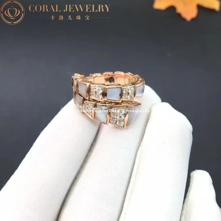 Bulgari Serpenti 350668 Viper one-coil ring in 18 kt rose gold set with mother-of-pearl elements and pavé diamonds 9