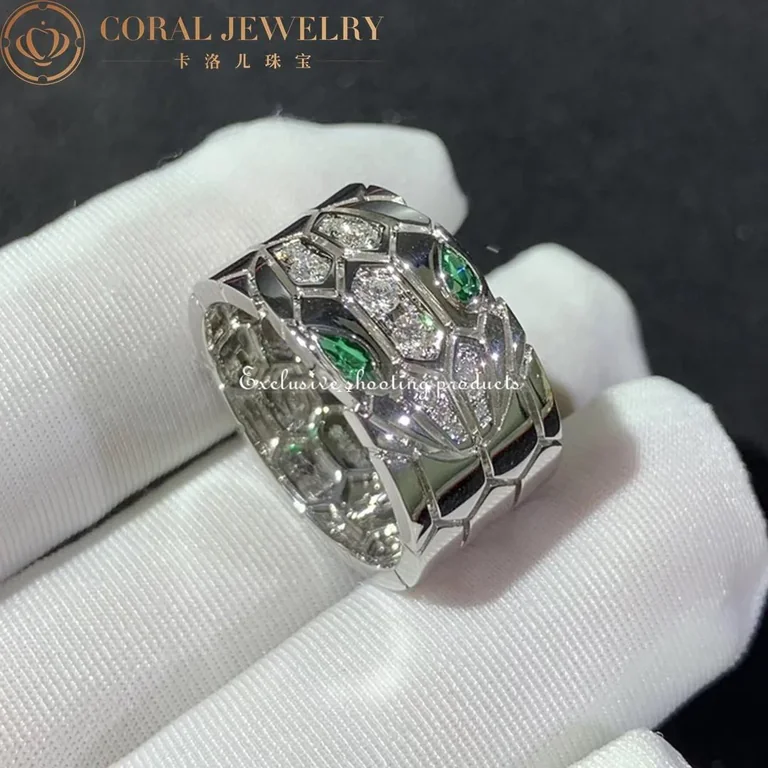 Bulgari Serpenti AN857663-WG Seduttori white Gold Diamond and Emeralds Ring 2