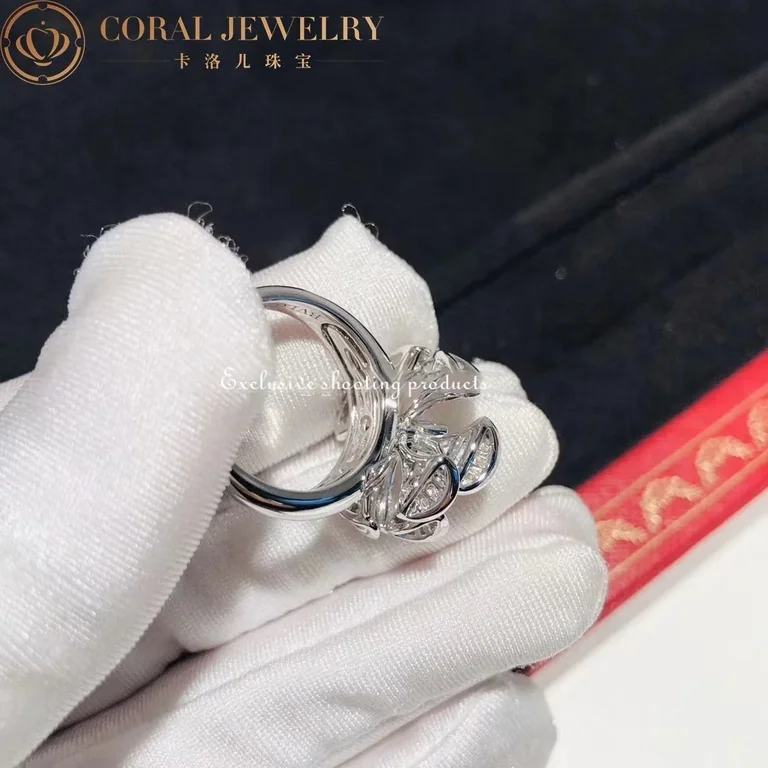 Bulgari Divas? Dream AN857988 Ring White-gold Diamond and Emerald Ring 3