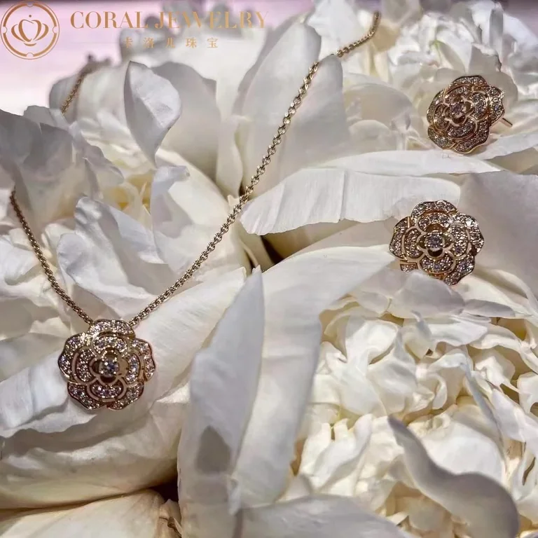 Chanel Bouton de Camélia J12037 necklace 18k Yellow Gold Diamonds 5