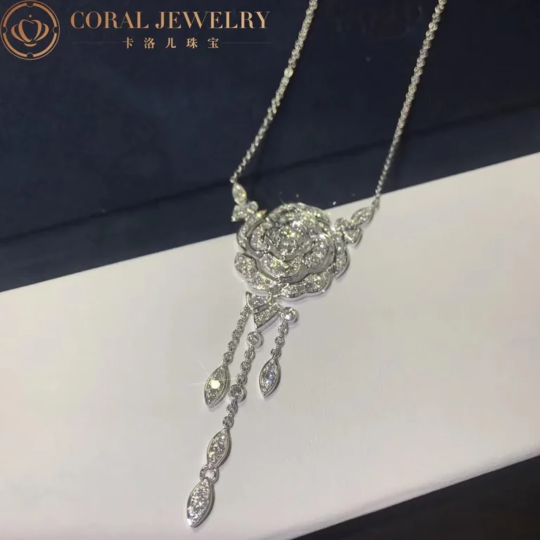 Chanel Bouton de J11176 Camélia transformable necklace 9