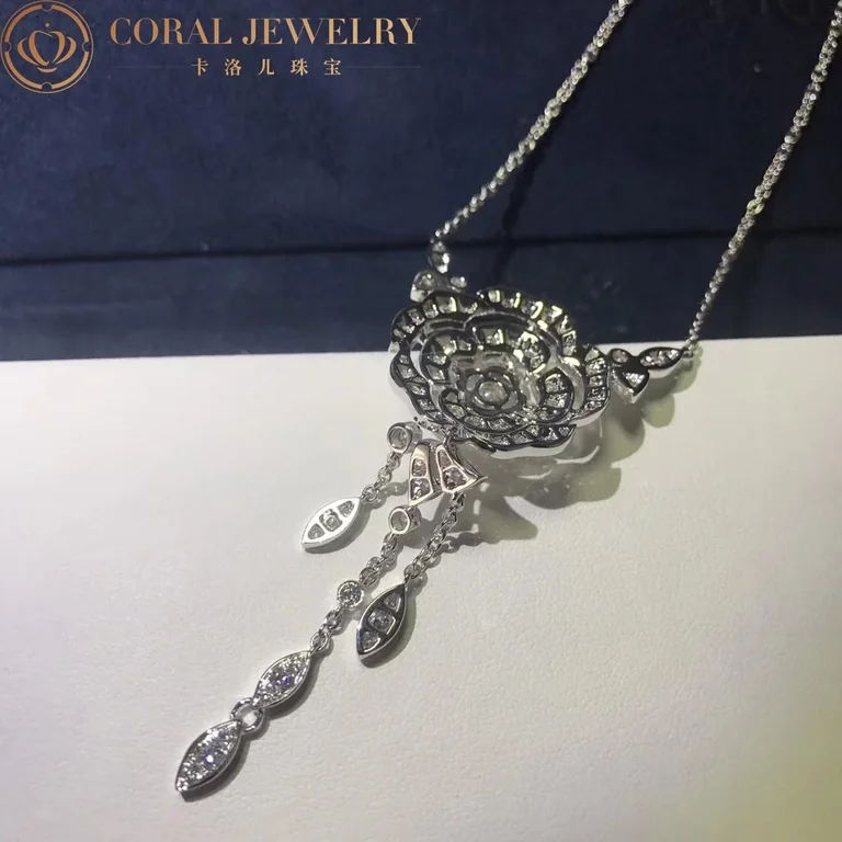 Chanel Bouton de J11176 Camélia transformable necklace 7