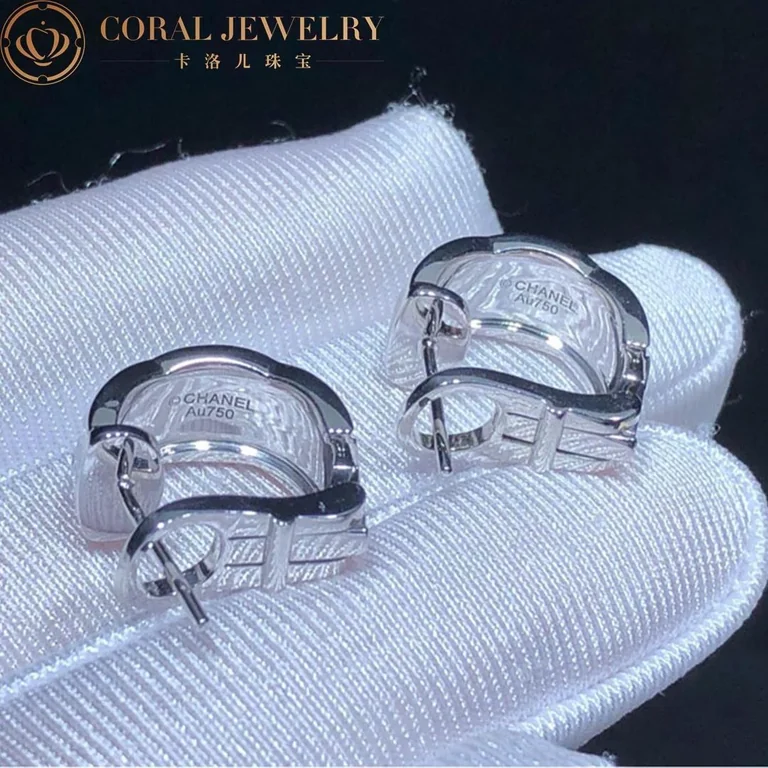 Chanel Coco Crush J11135 Earrings Quilted Motif 18k White Gold Diamonds 5