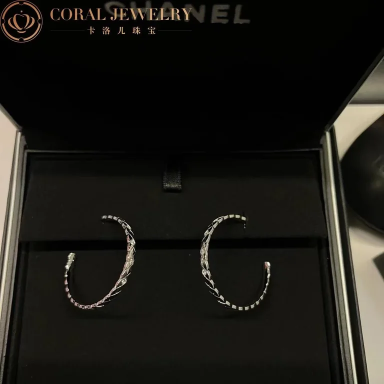 Chanel Coco Crush Hoop J12094 Earrings Quilted Motif 18k White Gold Diamonds 2