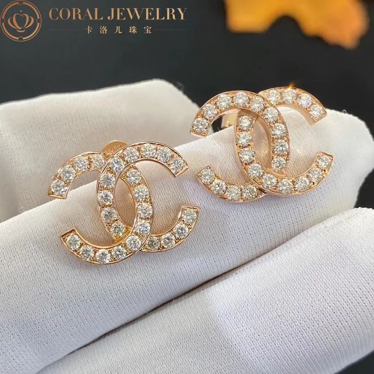 Chanel CC Logo Earrings Medium Version 18k Rose Gold Diamonds Earrings 2